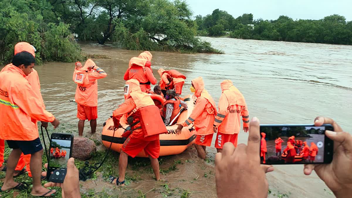 NDRF team rescues stranded people due to flash floods in Telangana