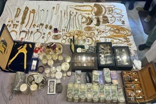 Gold, silver and cash recovered from deputy collector's house