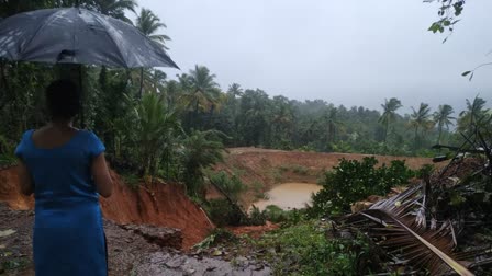 KANNUR HIGH RANGE LANDSLIDE  TRANSPORTATION BANNED AT NIGHT  കണ്ണൂര്‍ മഴക്കെടുതി  ഉരുള്‍പൊട്ടല്‍ കണ്ണൂര്‍