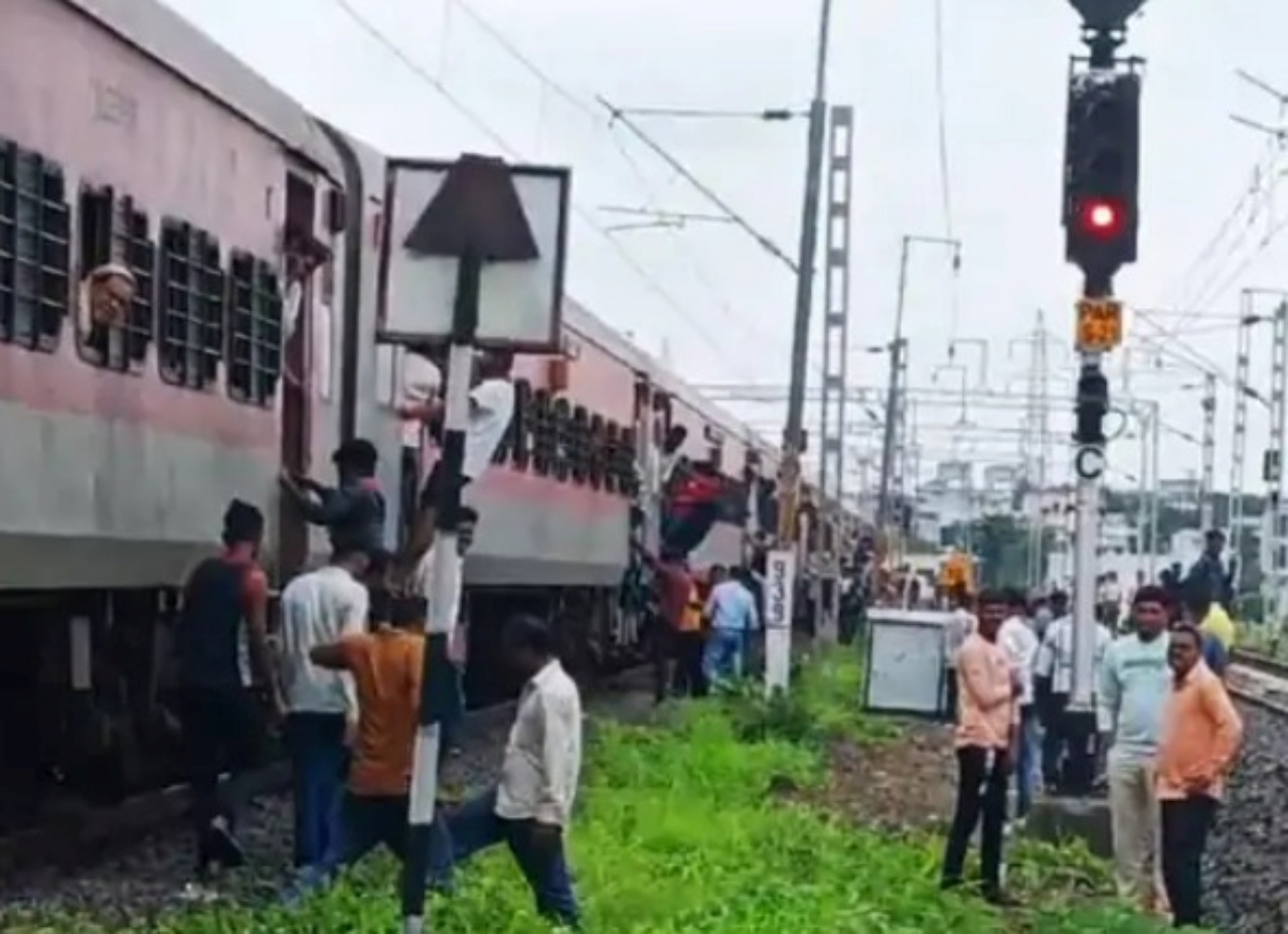 fire in pantry car telangana express