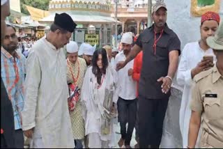 Ekta Kapoor ajmer shrine visit
