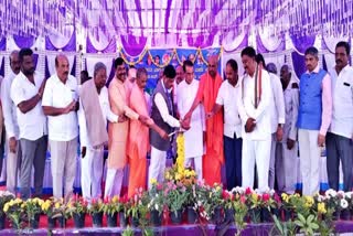 Minister HC Mahadevappa inaugurated the programme