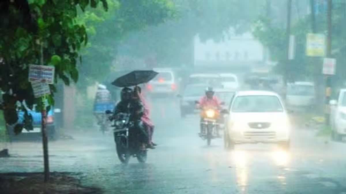 WEATHER UPFATE IN KERALA  ORANGE ALERT IN THREE DISTRICTS  കേരളം മഴ മുന്നറിയിപ്പ്  KERALA RAIN NEWS