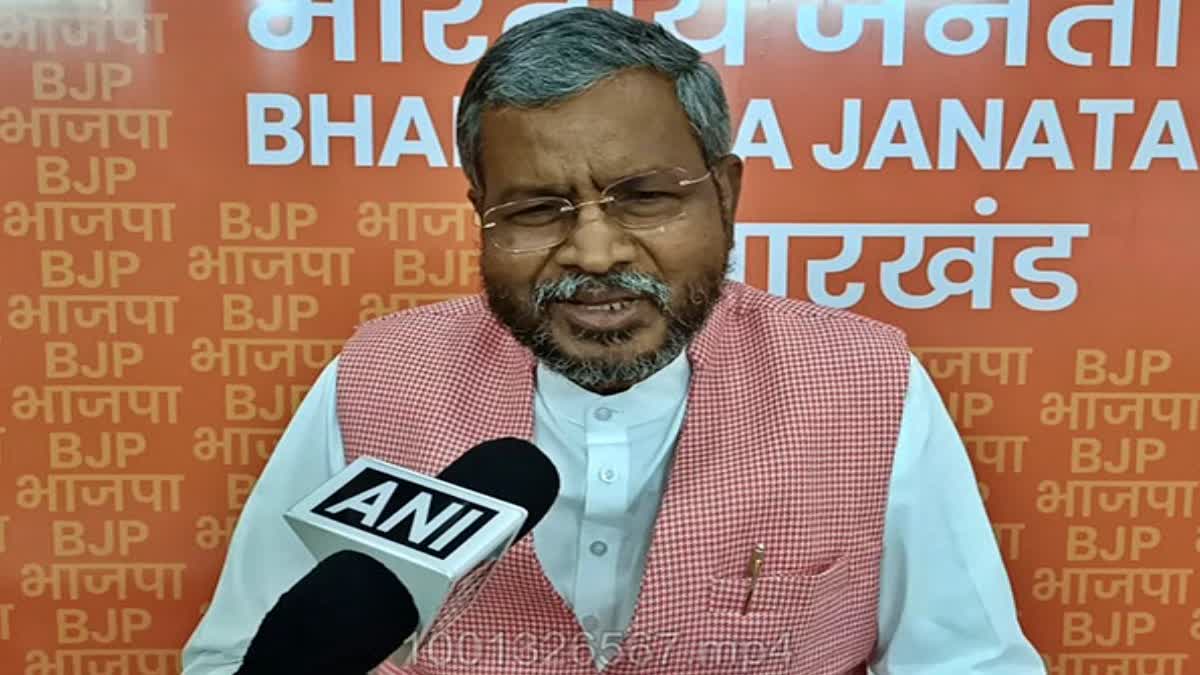 "His pain is visible," says Jharkhand BJP President Babulal Marandi on speculation of Champai Soren joining NDA