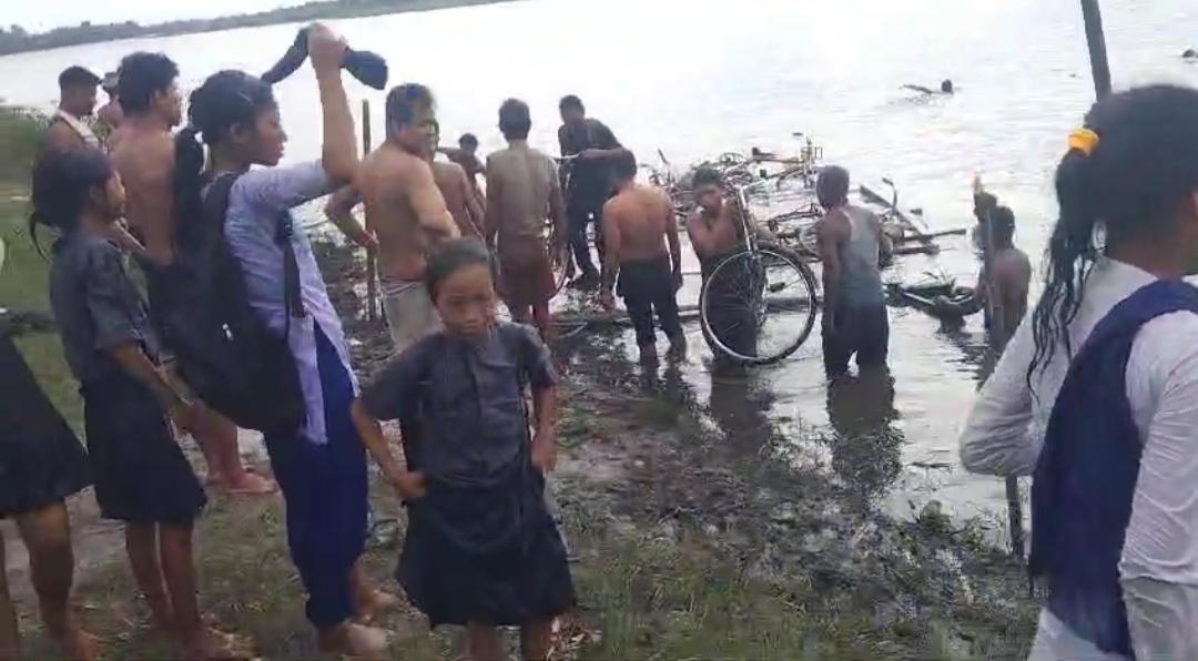 Boat Accident in Lakhimpur