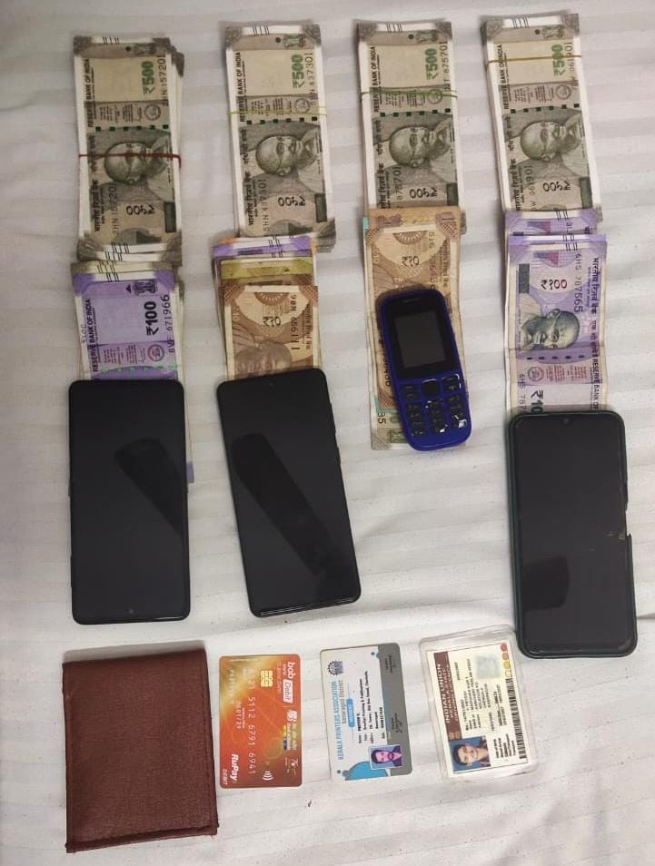 Four accused were arrested for printing fake notes after watching YouTube