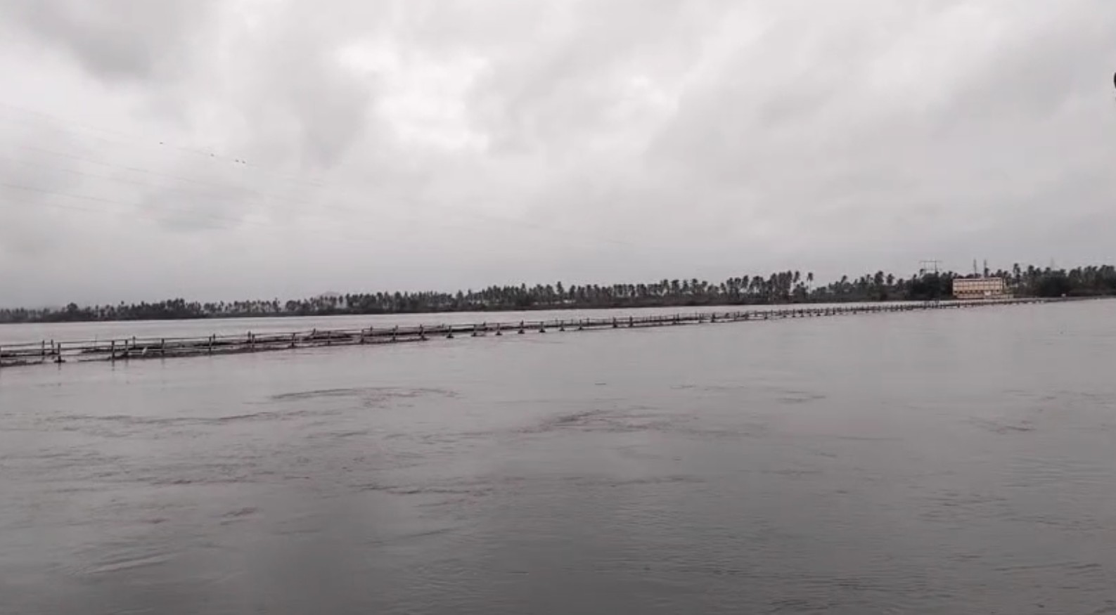 TUNGABHADRA RESERVOIR WATER LEVEL