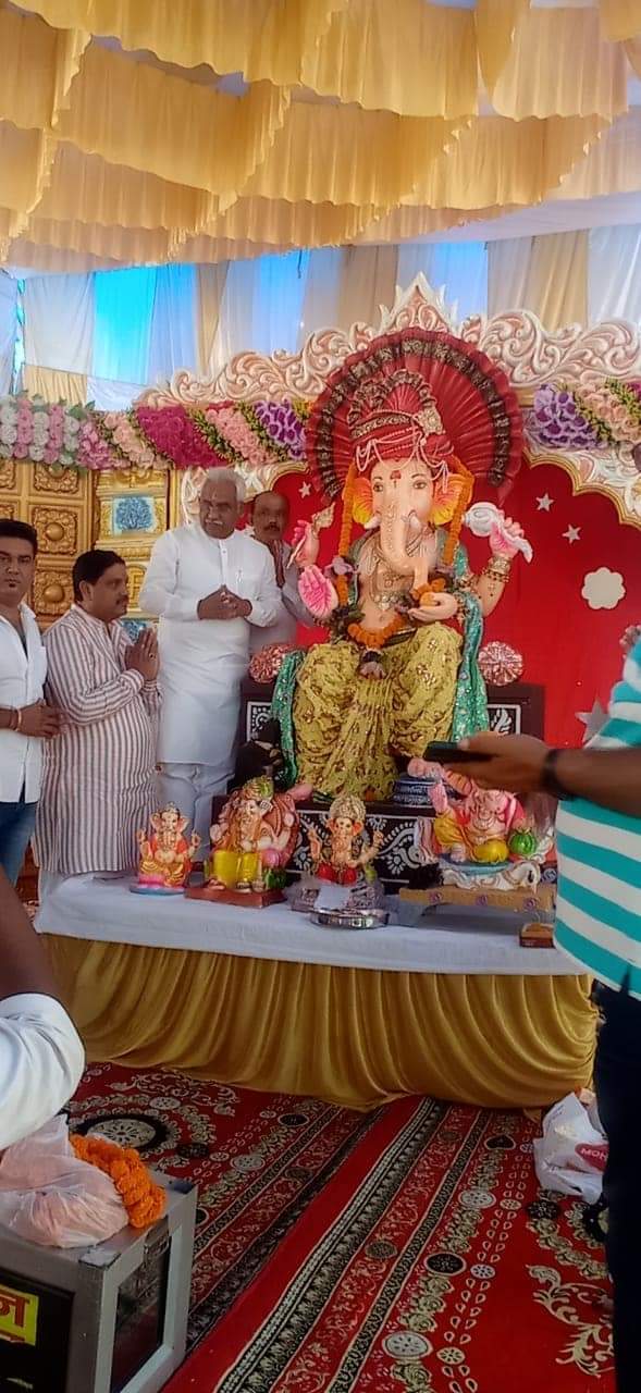 Ganpati sitting in Kankhal