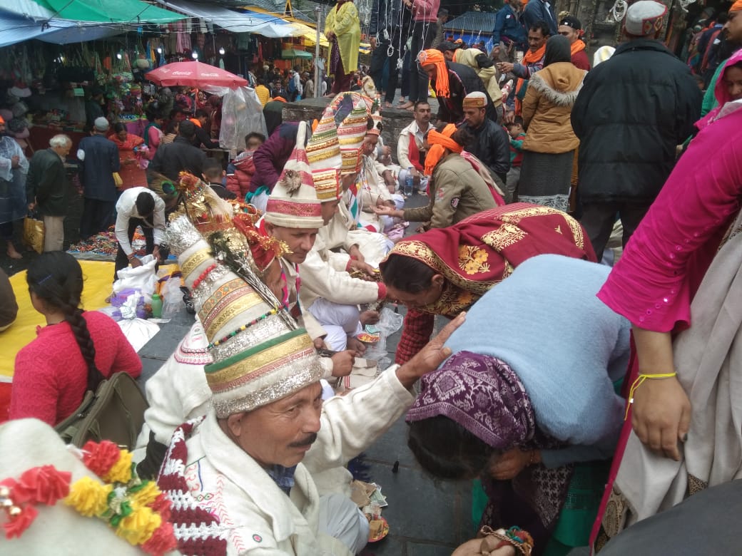 shiv devotees reached Chaurasi temple