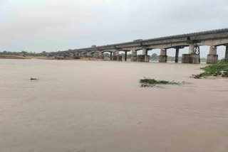 Banaskantha Rain: લાંબા વિરામ બાદ બનાસ નદીમાં પાણી આવતા ખેડૂતોમાં ખુશી