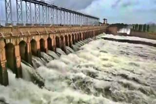 Karnataka released 5000 cusecs water to Tamilnadu