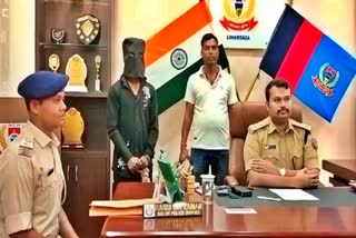 lohardaga police arrested criminal with weapon