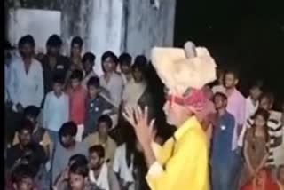 rajasthan-elderly-dalit-man-forced-to-carry-shoes-on-head-apologize-for-objectionable-remarks-against-deity-in-chittorgarh