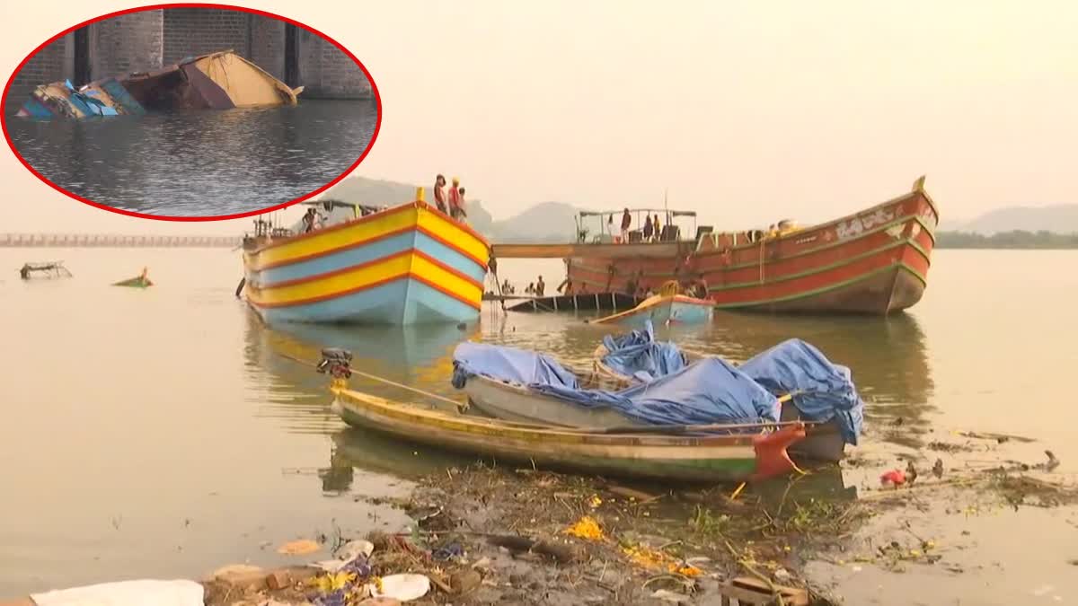 boat_removed_at_prakasam