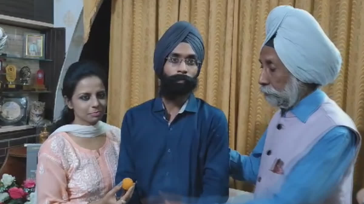 Prabhjot Singh of Amritsar became a judge and got 17th rank