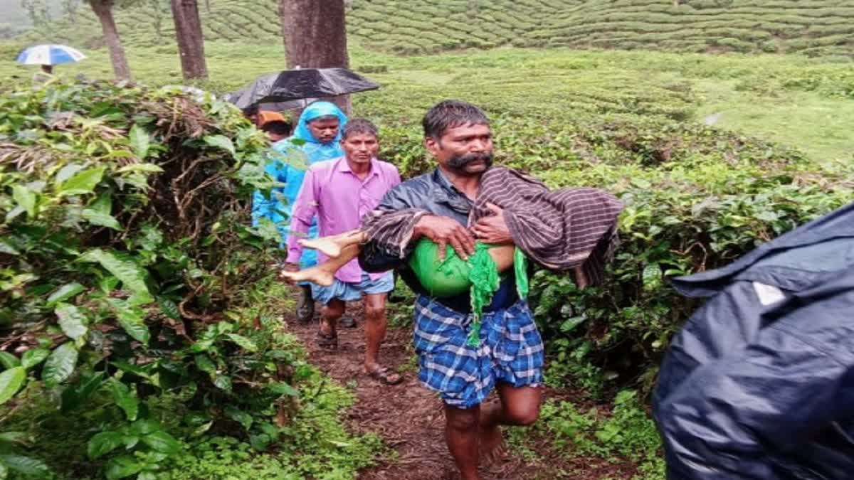 Family carrying body of girl killed by leopard in Tamil Nadu