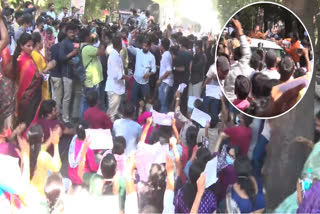 BJP and BRS Followers Agitation At Telangana Secretariat