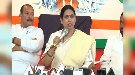 minister-lakshmi-hebbalkar