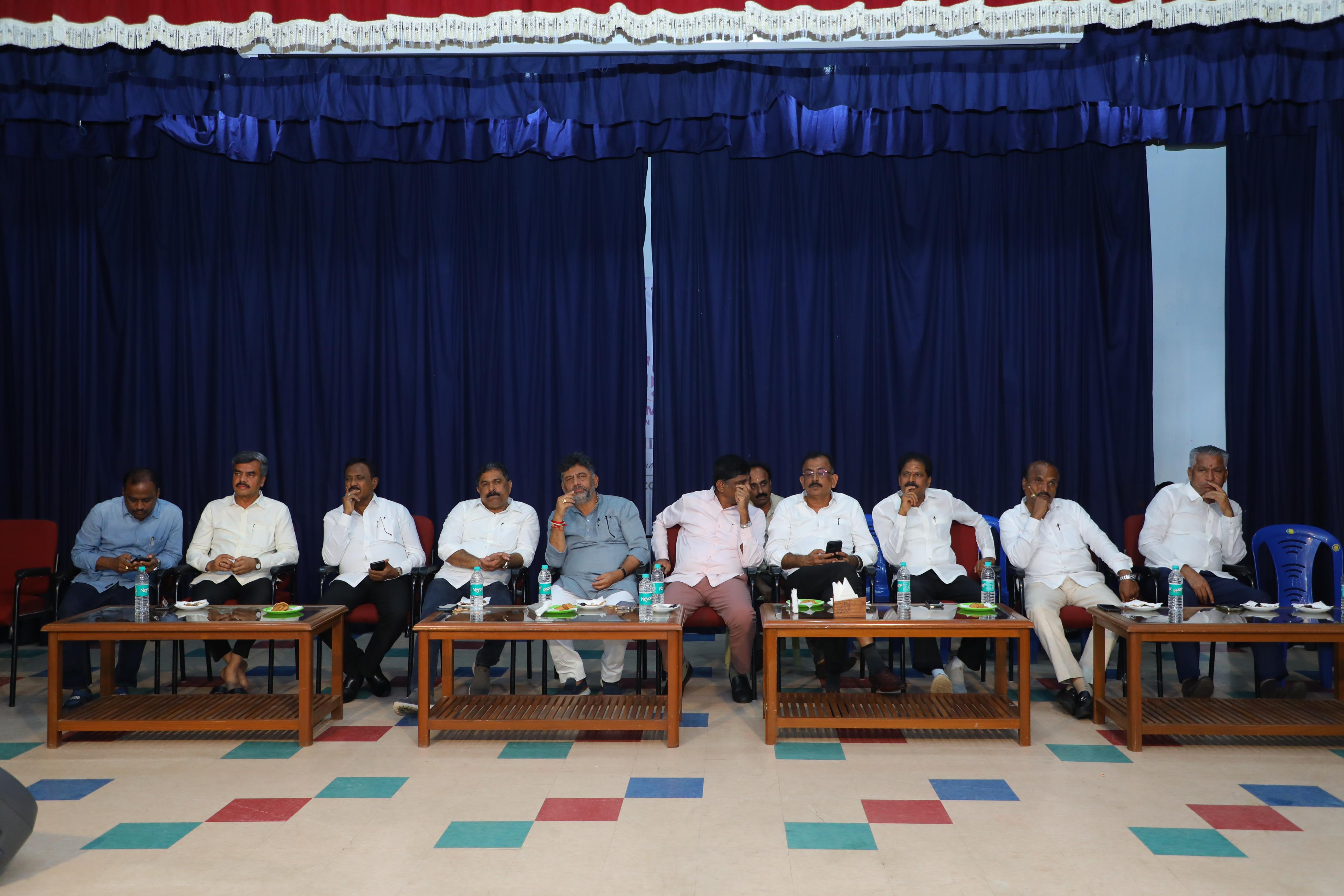 dcm-d-k-shivakumar-conduct-by-election-candidate-selection-meeting