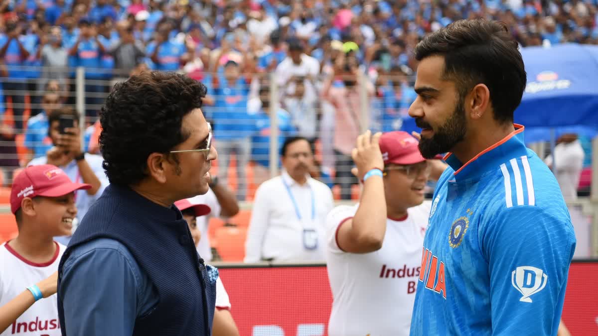 Sachin Tendulkar gives gift to Virat Kohli India vs Australia Cricket World Cup 2023 Final