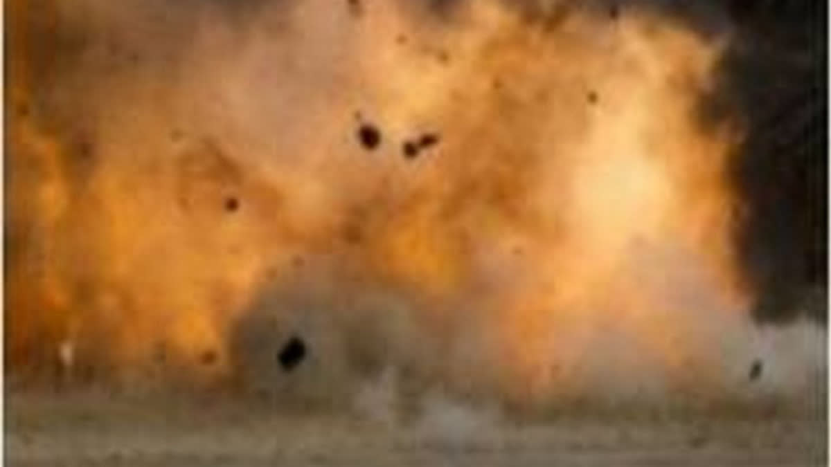 Roadside bomb kills 3 people in Pakistan's insurgency-hit Baluchistan province