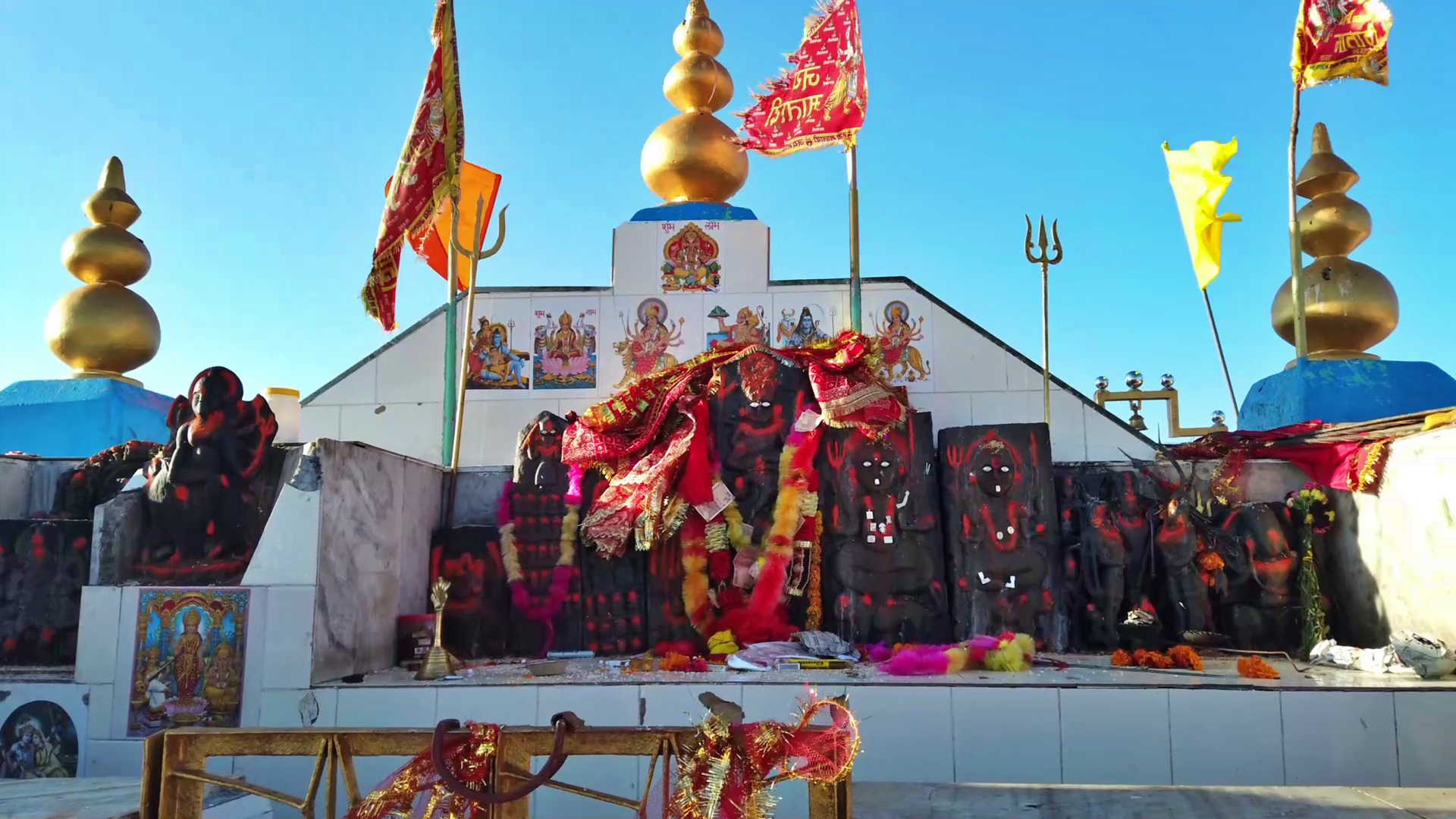 Shikari Devi Temple in Mandi