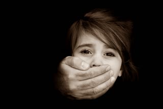 Child Abuse in World  നവംബർ 19 ലോക ബാലപീഡന വിരുദ്ധ ദിനം  childrens rights  ബാലപീഡനം  വിമൻസ് വേൾഡ് സമ്മിറ്റ് ഫൗണ്ടേഷൻ  Womens World Summit Foundation  ബാലപീഡന വിരുദ്ധ ദിനം