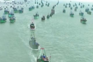 Etv B22 Pamban Fishermen released from Sri Lankan navy within 24 hoursharat