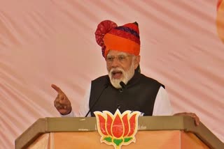 pm modi addressing a public rally in Rajasthan