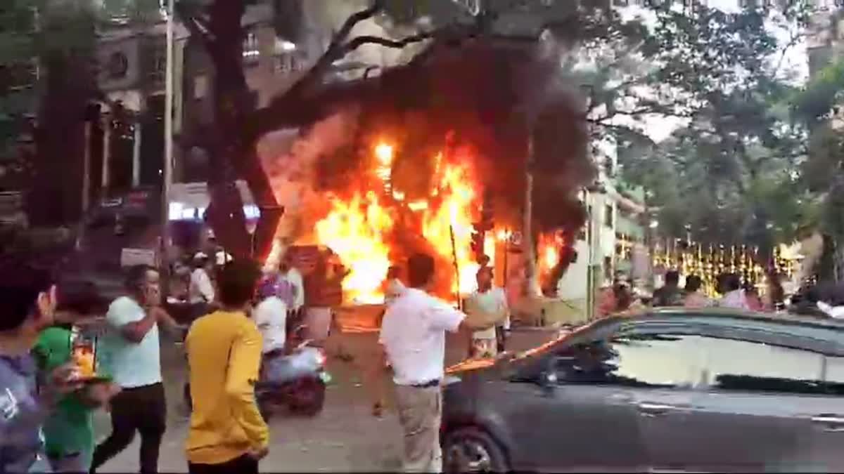 fire-accident-at-electric-showroom