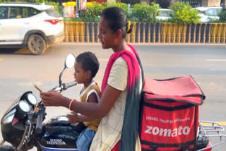 Breaking Gender Stereotypes, Rachna Sarate Delivers Food In Rajkot With Her Child On Board