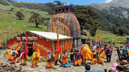 Madmaheshwar Temple Kapat Close