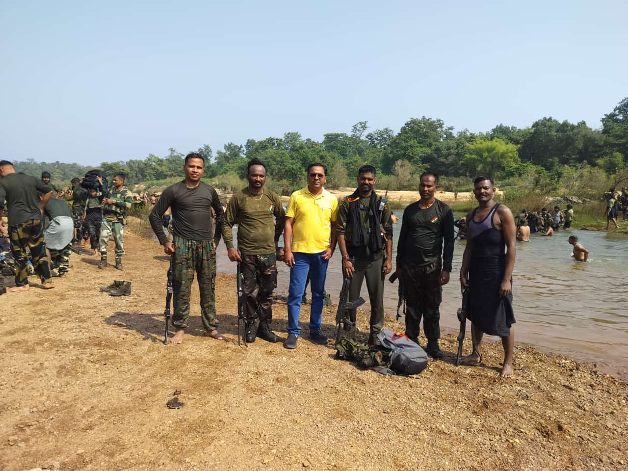 WARM WELCOME OF POLICE TEAM