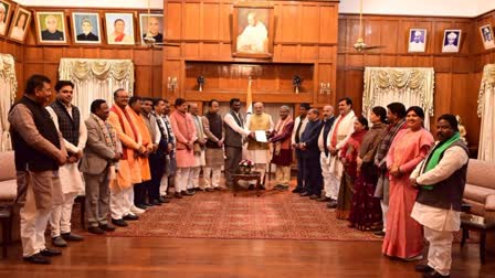 delegation of BJP MLA reached Raj Bhavan