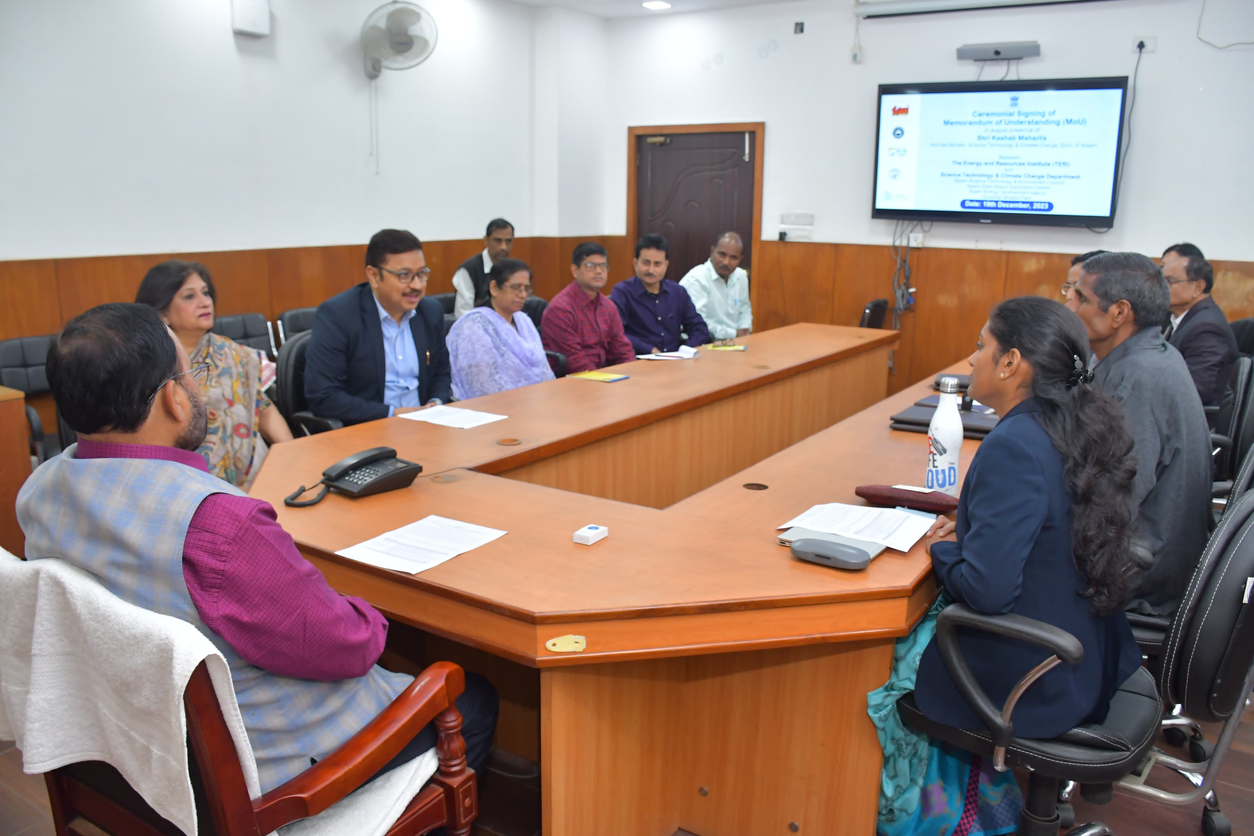 MoU signing between TERI and climate change