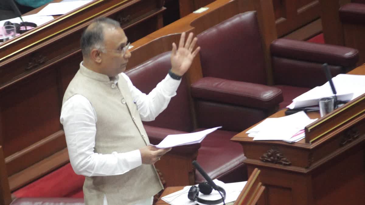 Minister Dinesh Gundu Rao