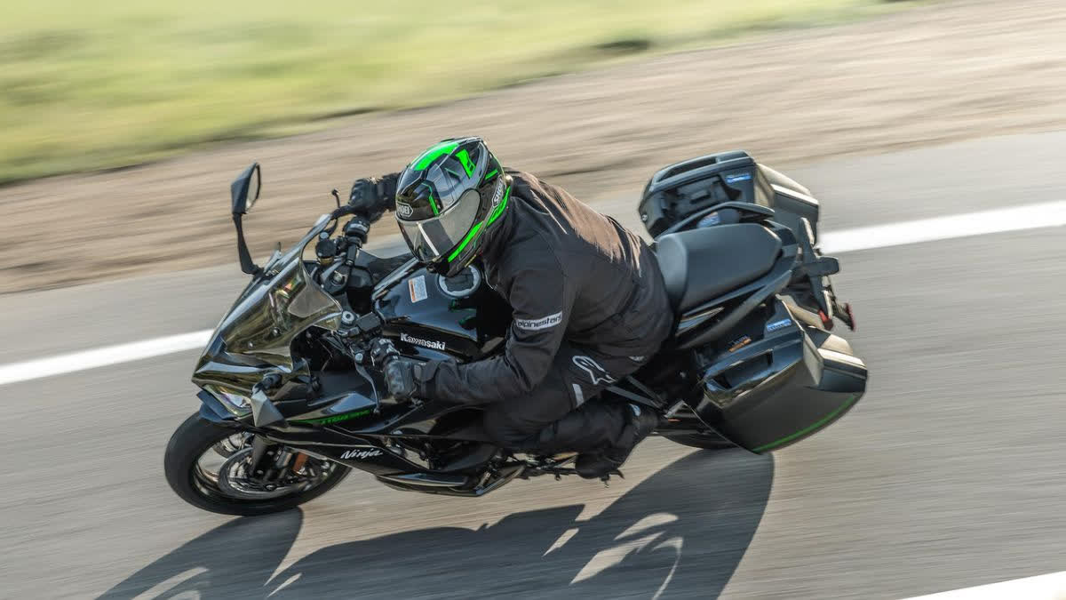 2025 Kawasaki Ninja 1100SX Launched In India, With Better Fuel Efficiency And Performance