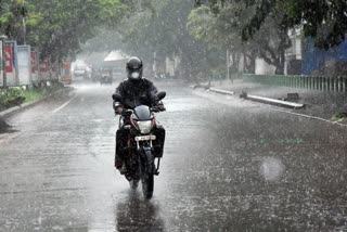 KERALA RAIN  KERALA WEATHER UPDATE  RAIN ALERT IN KERALA  കേരളത്തില്‍ മഴ