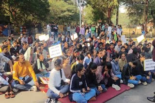 INDORE MPPSC STUDENT PROTEST