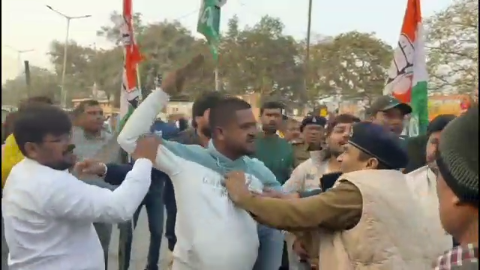 BJP and Congress workers clash