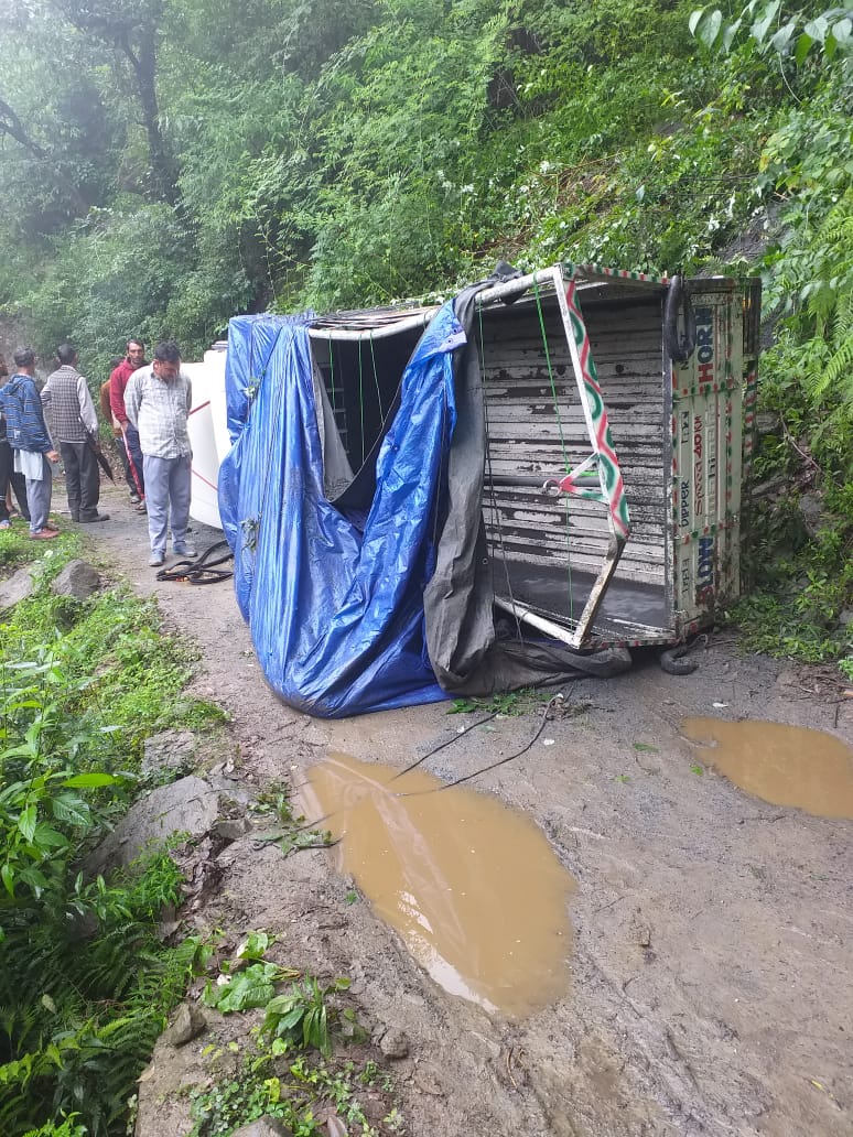 road accident in chamba