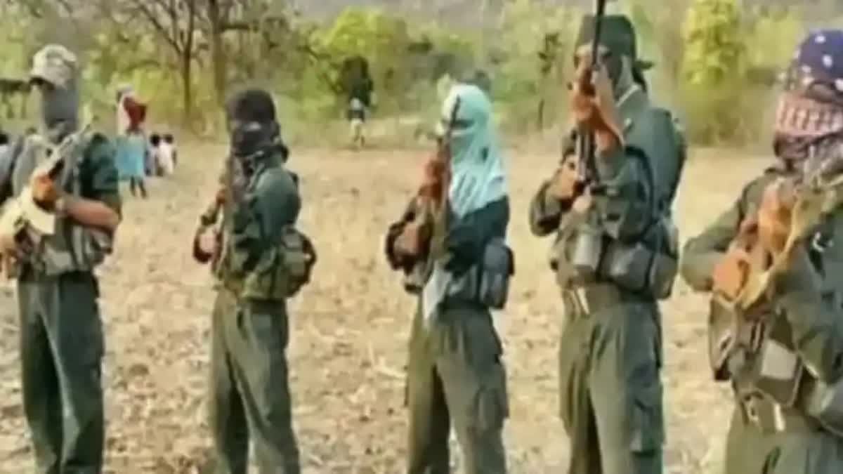 Three Naxals Killed In Encounter  സുരക്ഷാ സേന നെക്‌സൽ ഏറ്റ്മുട്ടൽ  നെക്‌സലൽ ആക്രമണം  Three Naxals Killed In Encounter