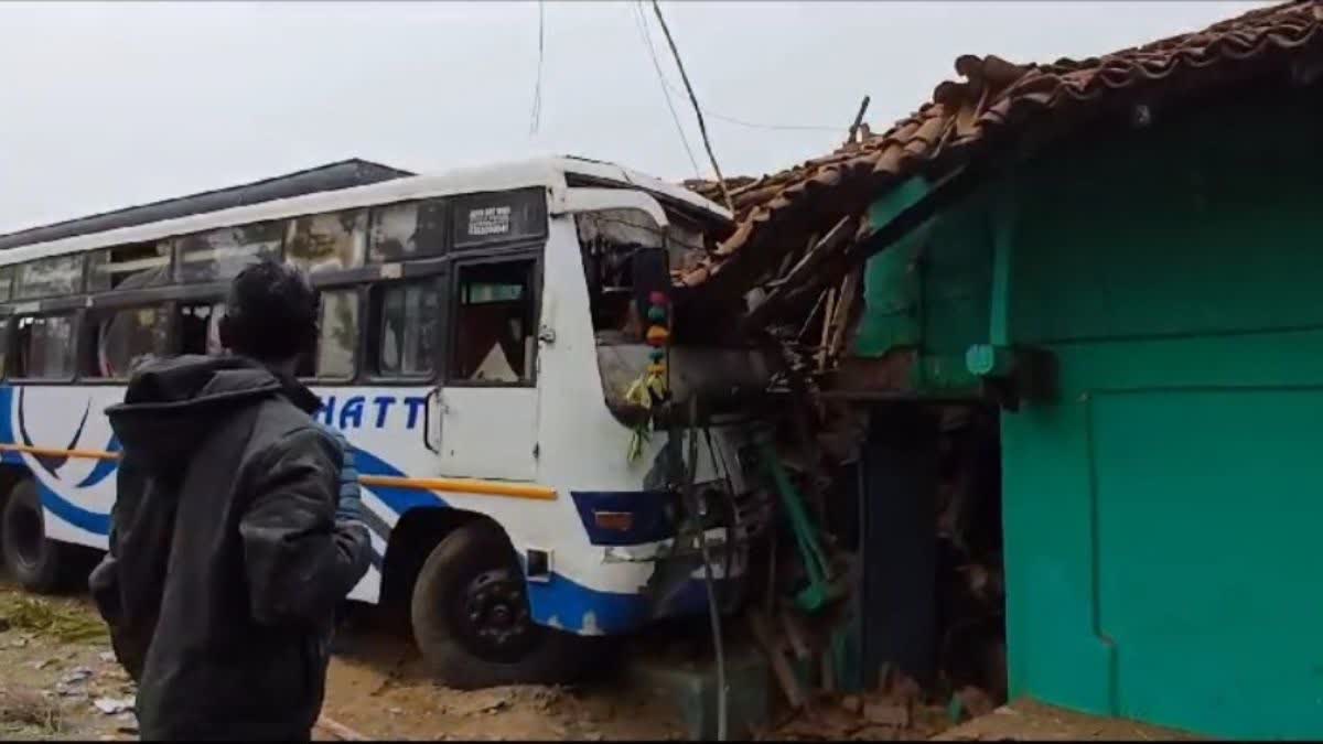 bus accident in Gaurela