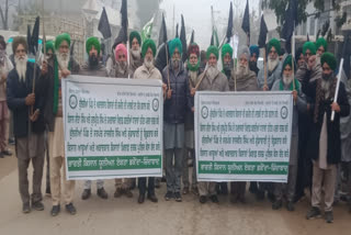 BKU Dakonda showed black flags to Agriculture Minister Khudia in Barnala