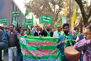 JMM workers protest Pakur