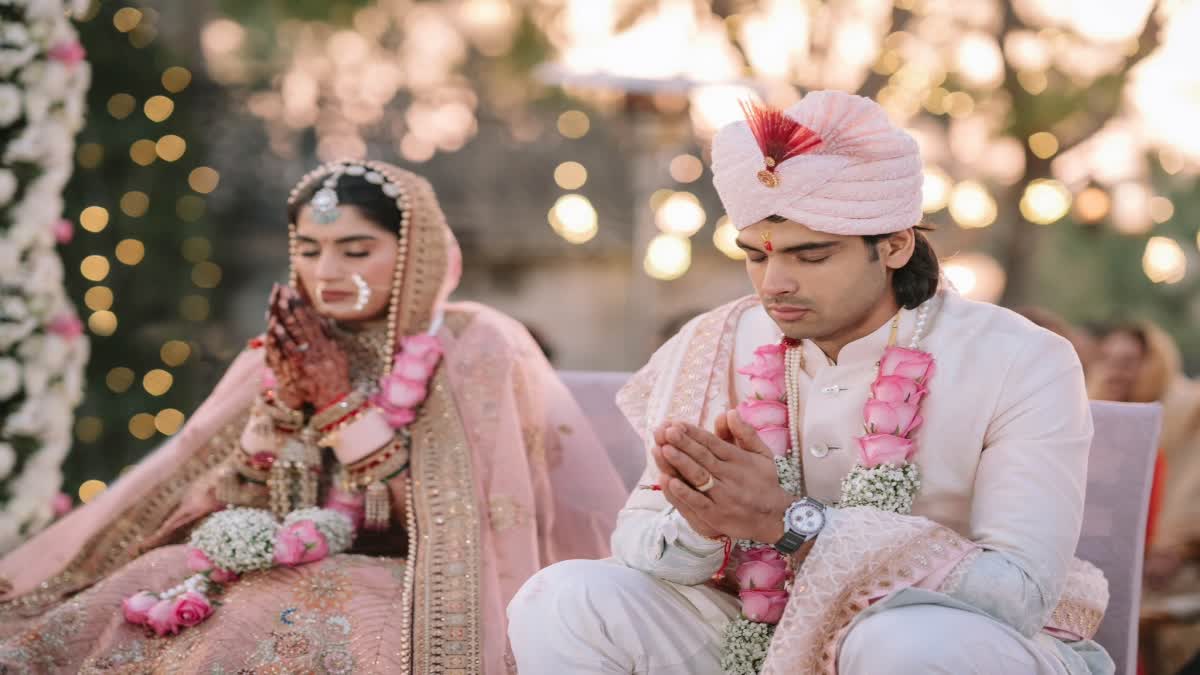 OLYMPIAN NEERAJ CHOPRA  HIMANI MOR  WEDDING PHOTOS NEERAJ  നീരജ് ചോപ്ര