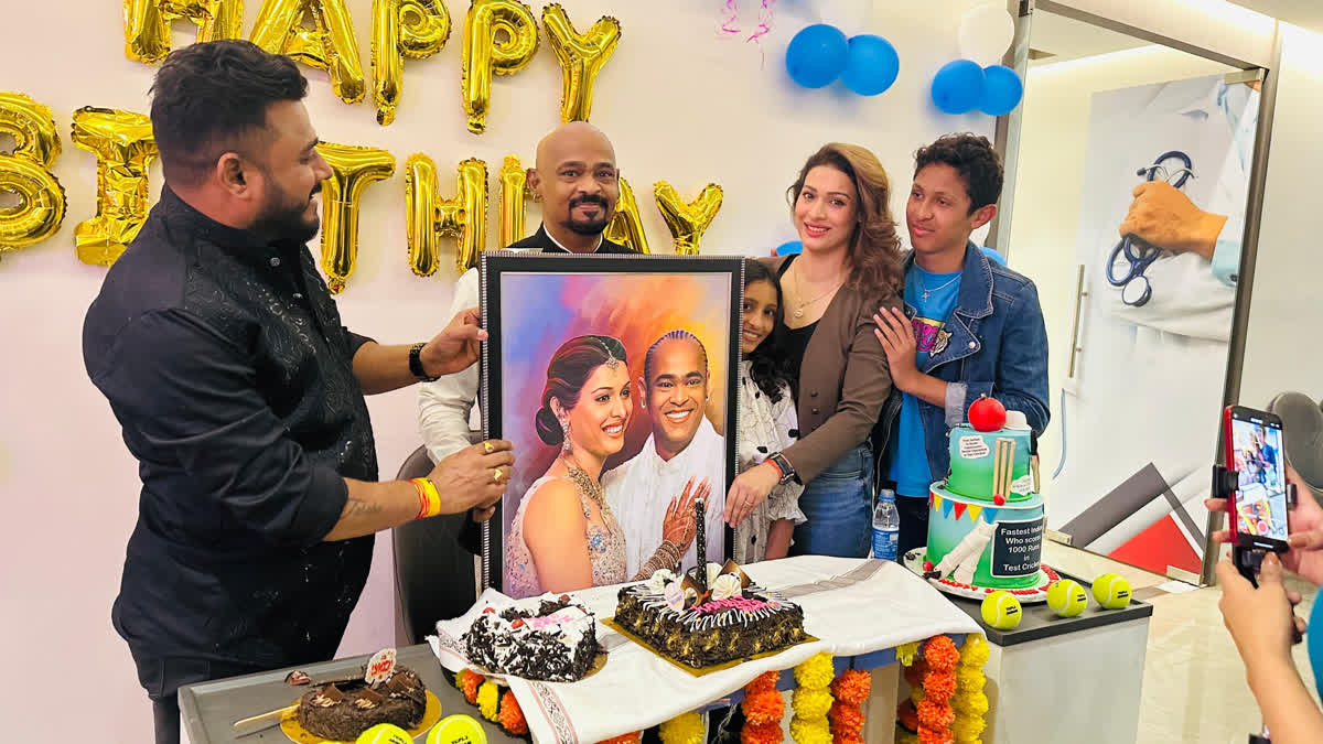 Vinod Kambli Birthday Celebration In Thane Hospital