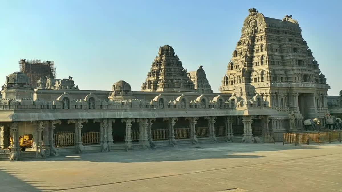 YADADRI TEMPLE