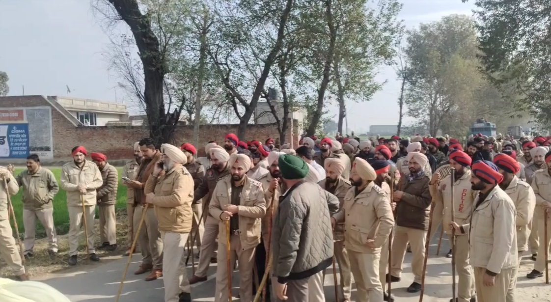 CLASH BETWEEN POLICE AND FARMERS