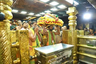 ശബരിമല നട അടച്ചു  MANDALA MAKARAVILAKKU POOJA ends  sabarimala updates  SABARIMALA pilgrimage news